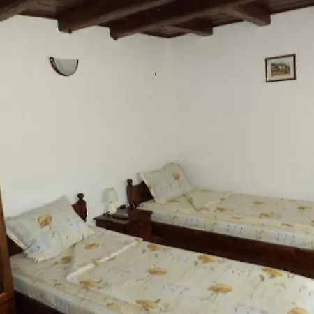 Holiday home Bella House Hlevene